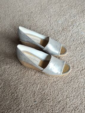 Jack Rogers Palmer Wedge Metallic Silver Espadrille Peep Toe Shoes Size 8
